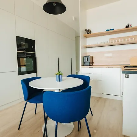 Bluewave Piestany With Pool & Free Parking Апартаменты *