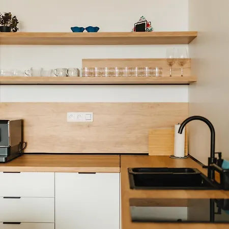 Bluewave Piestany, Slnava View & Free Parking Apartman *