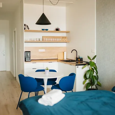 Апартаменты Bluewave Piestany With Pool & Free Parking *