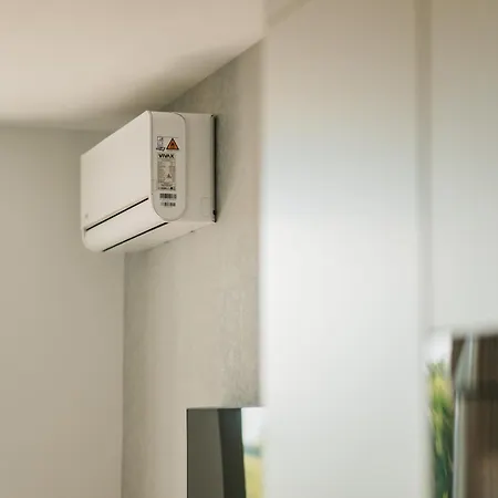 Apartamento Bluewave Piestany, Slnava View & Free Parking *