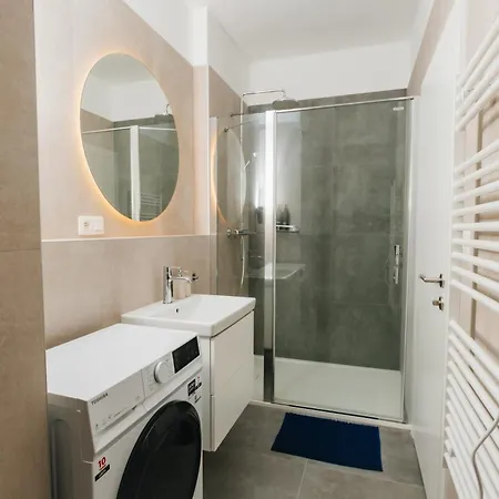 Bluewave Piestany, Slnava View & Free Parking *